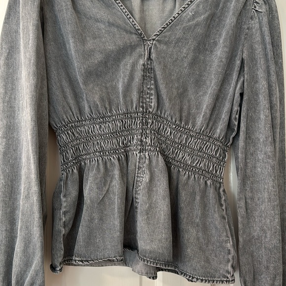 Puff Sleeve Denim Peplum Top - Picture 3 of 5